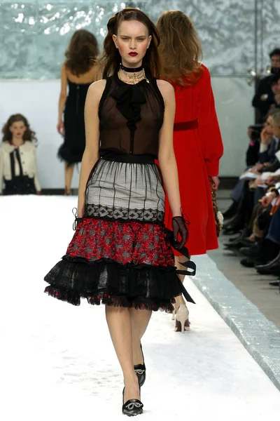 Look 45